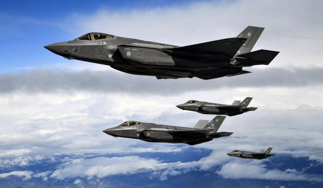 Είναι αόρατα τελικά αυτά τα F-35; Βίντεο-έκπληξη